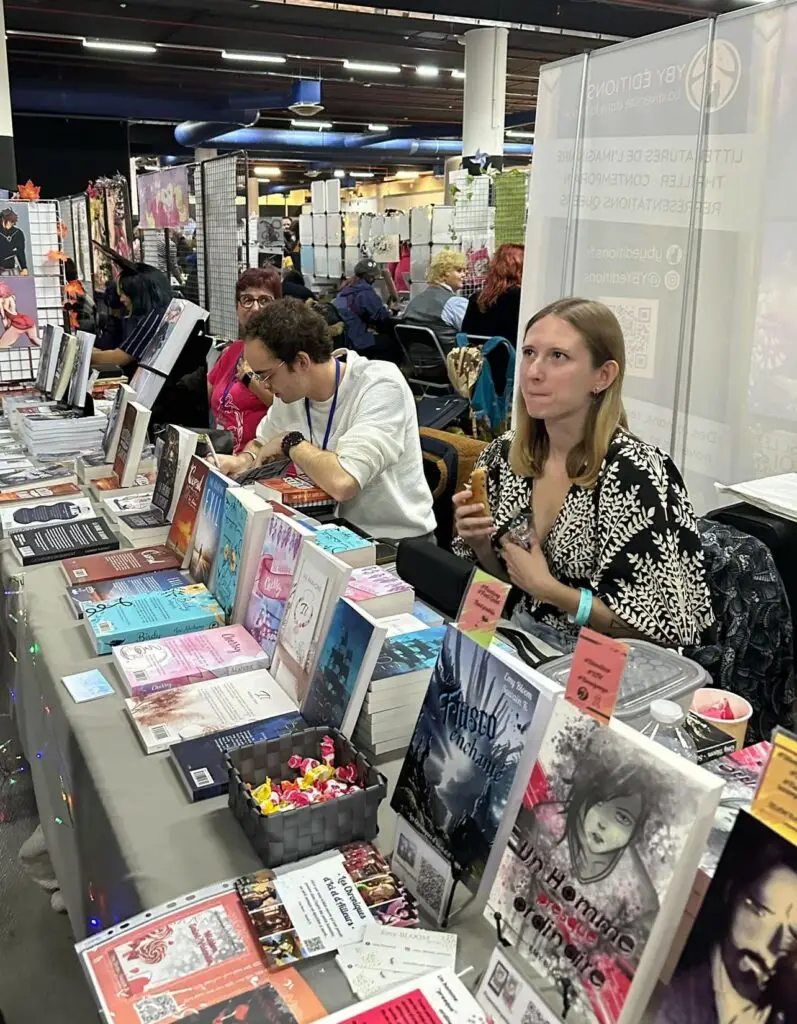 Vue-du-stand-avec-Clément-jade-et-moi